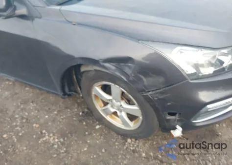 2016 Chevrolet Cruze Limited 1Lt Auto z USA, uszkodzony, nr VIN 1G1PE5SB9G7196865